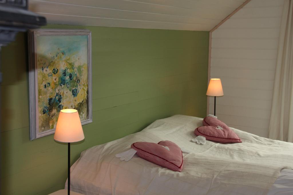 Hoiland Gard Gardshotellet Hjelmeland Exterior photo