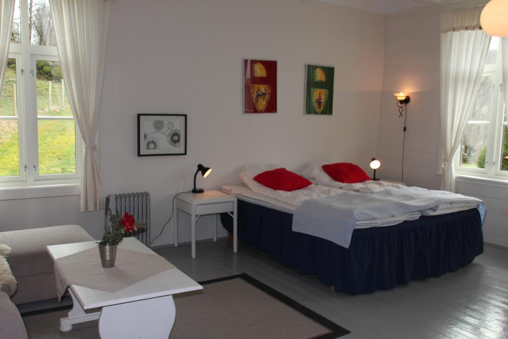 Hoiland Gard Gardshotellet Hjelmeland Exterior photo