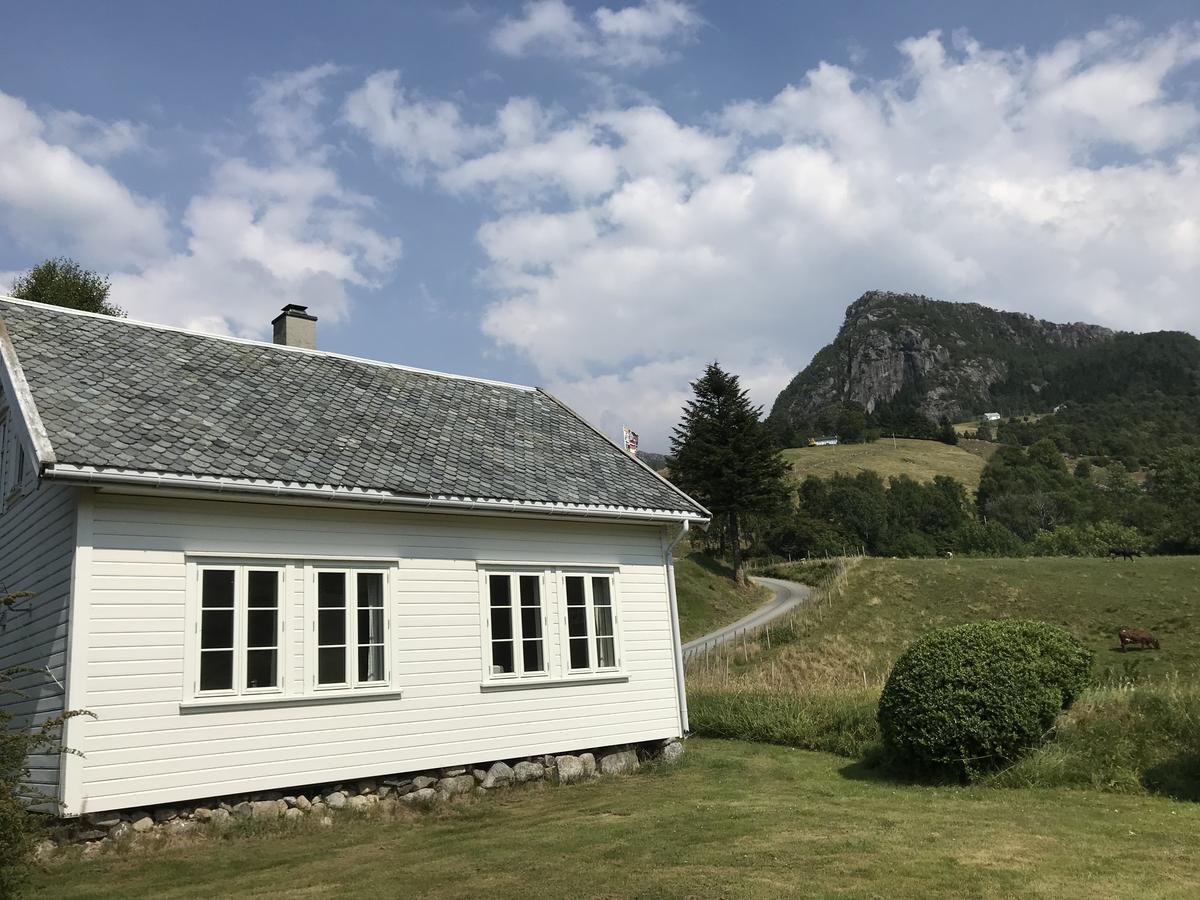 Hoiland Gard Gardshotellet Hjelmeland Exterior photo